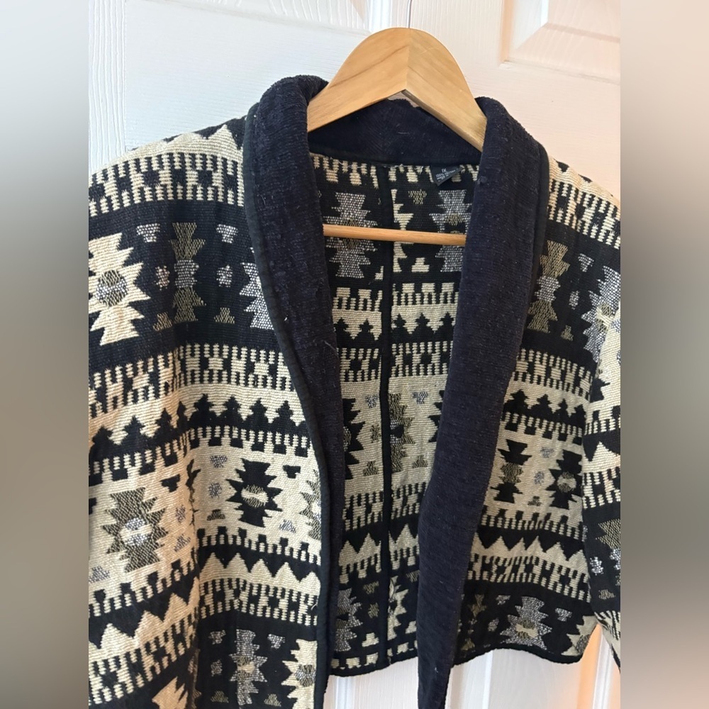 New Identity size 1X tapestry western Aztec cropped jacket - Picture 4 of 11